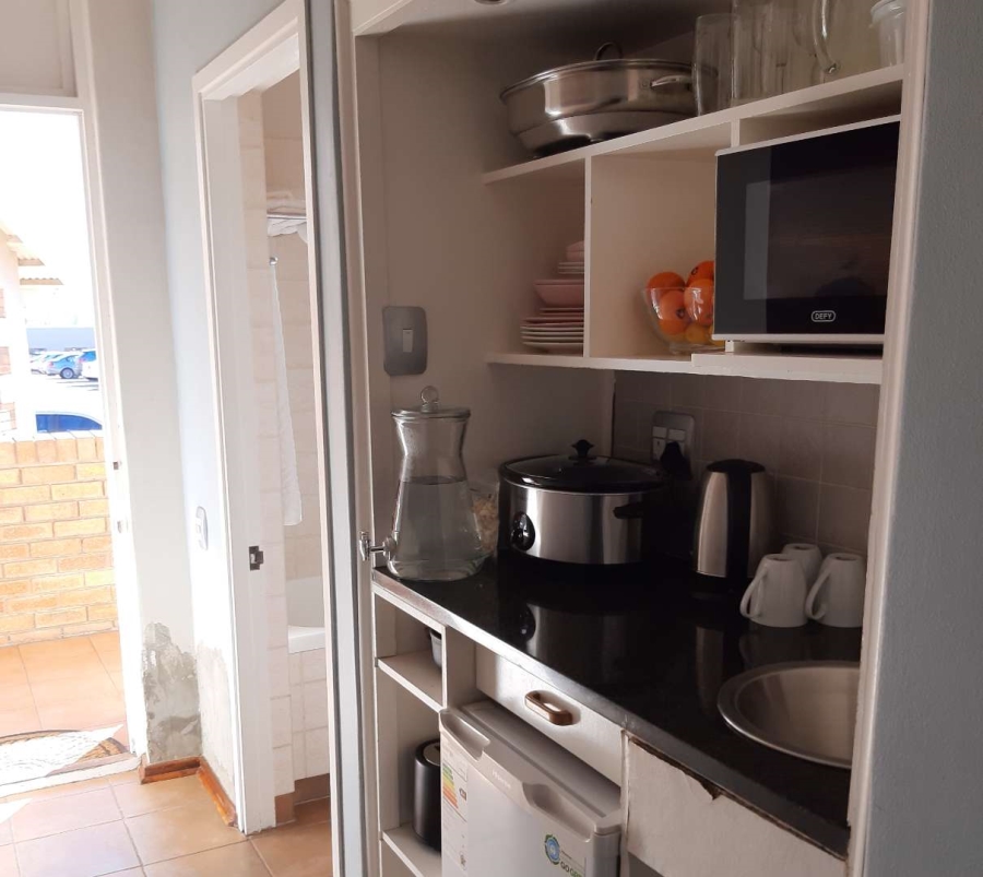1 Bedroom Property for Sale in Humewood Eastern Cape